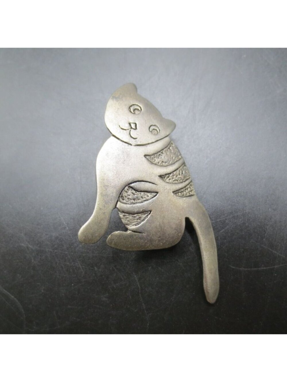Vintage Pewter Silver Tone Happy Cat Lover Kitten Pinback Pin Brooch Jewelry